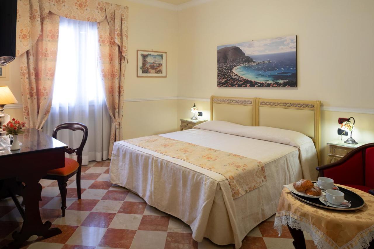 Hotel Trinacria 3*